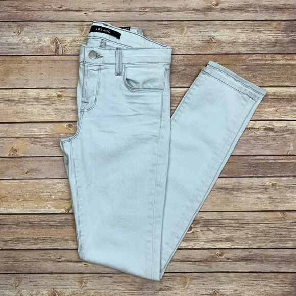 J Brand Mid Rise Rail Skinny Jeans‎ in Frostbite - Picture 2 of 6